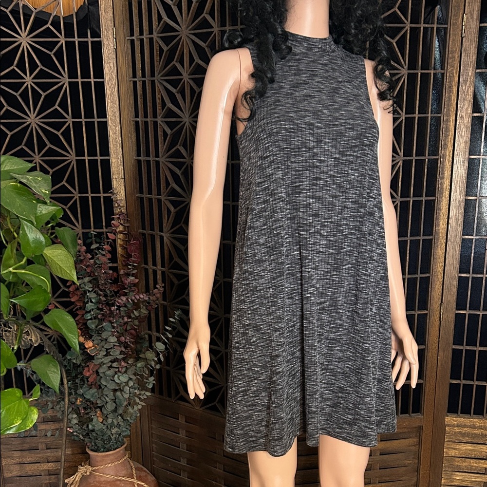 ALYA SUMMER SLEEVELESS DRESS S